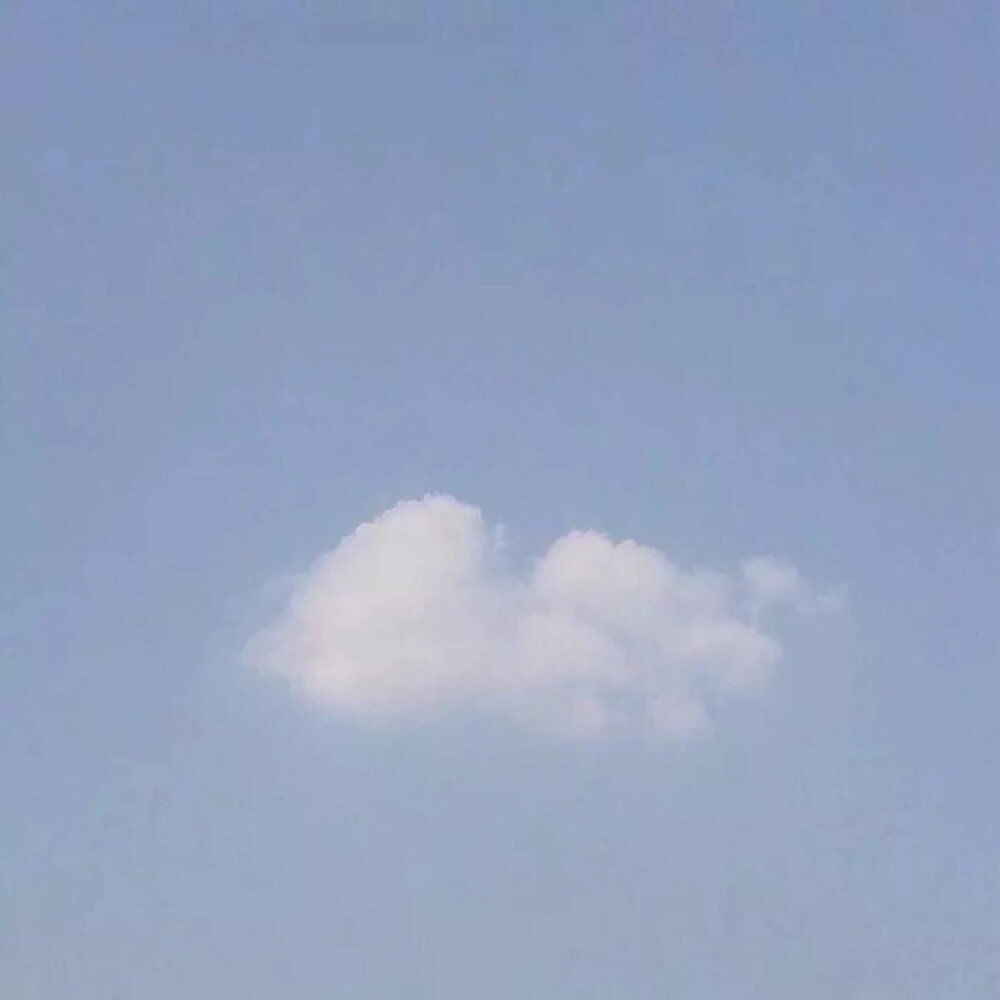 今天是筱绮考试哦，筱绮加油呐~大蠢泠相信聪明的筱筱绮一定能考好哒~加油加油加油❤️筱绮超级棒哒~期待更棒的筱筱绮❤️
