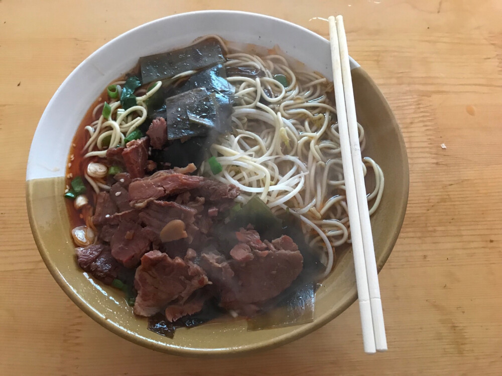 【襄阳牛肉面】