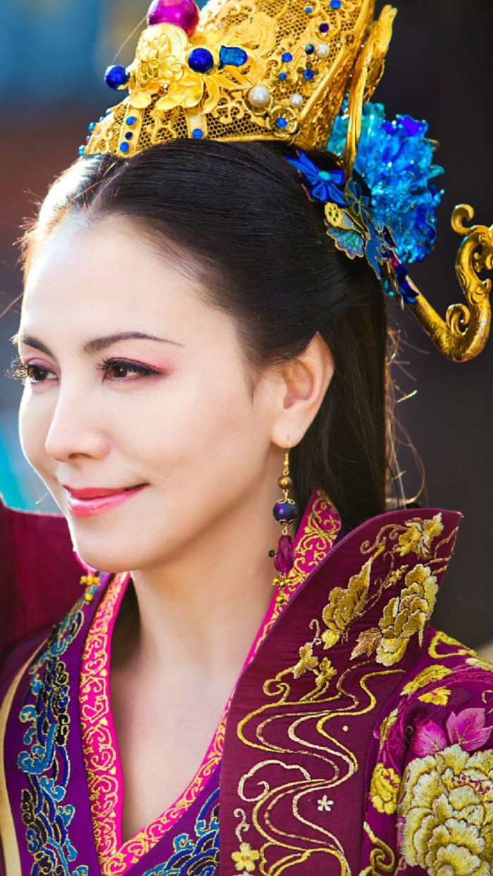 兰陵王妃紫魅田丽饰