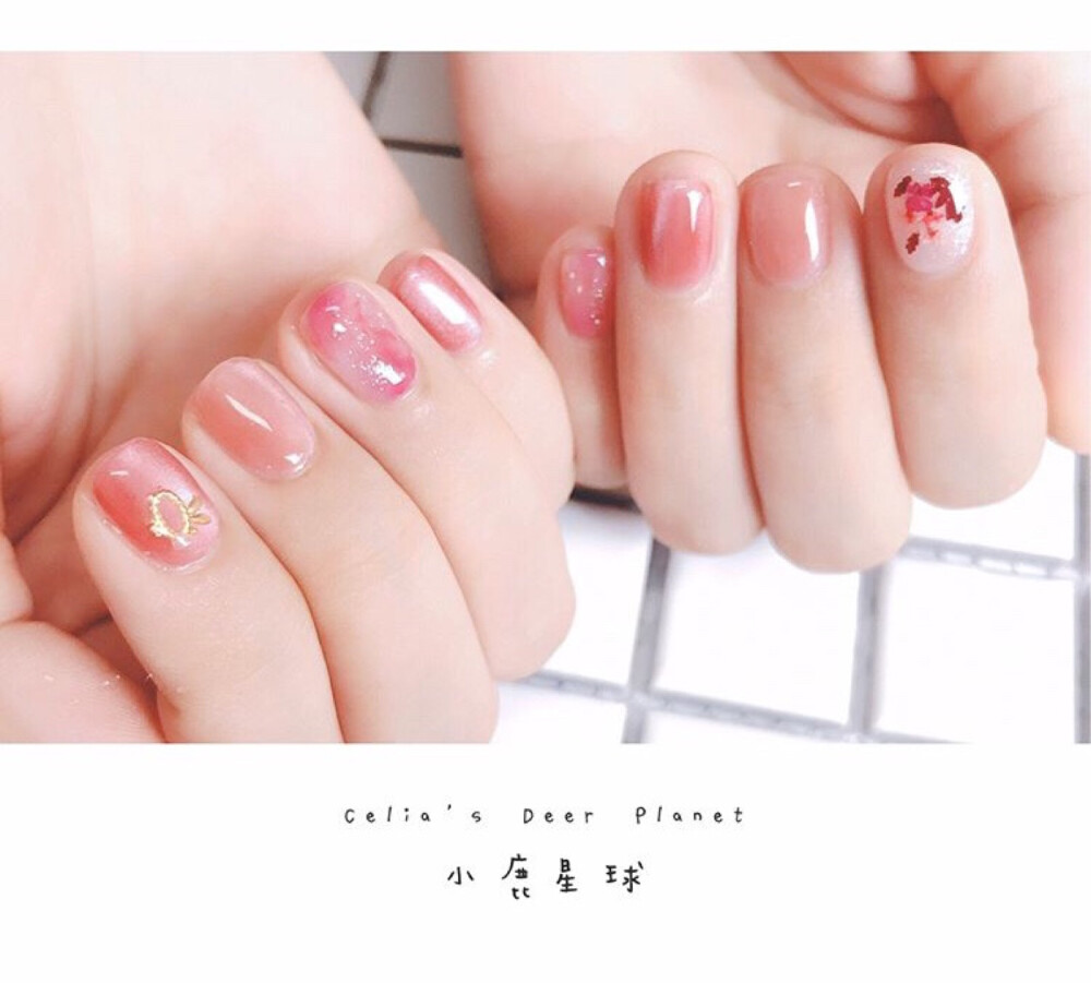 夏日粉色系美甲
