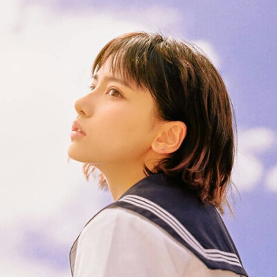 女生制服