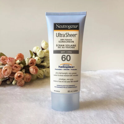 Neutrogena day-touch SPF60 PA+++ 加拿大版
对应为国内轻透无感 spf50+
乳霜状防晒，延展力蛮好，涂少就挺干爽，但是根本涂不了多，会出现浮白搓泥一系列情况...即使一开始涂得好好的，后面也会自动出现不均匀浮白…