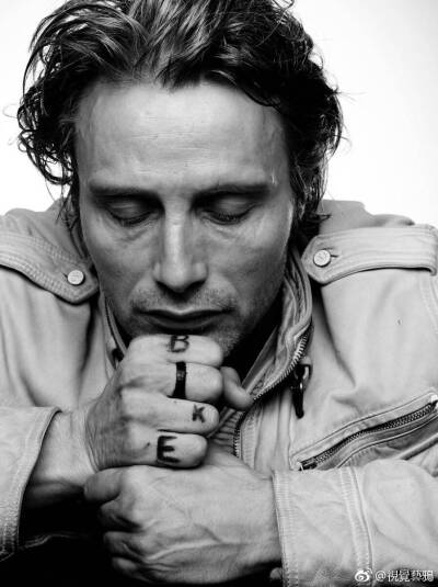 Mads Mikkelsen