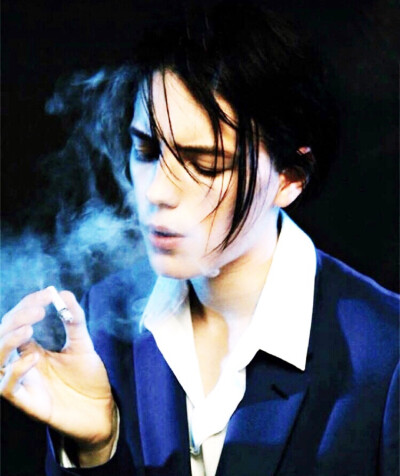 Erika Linder
瑞典模特
她唇之下❤️❤️