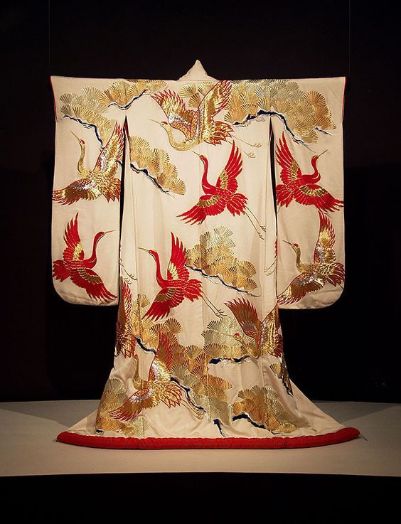 Furisode of ivory silk embroidered with gold and silver, Japanese, 20th century, KSUM 1983.1.830.