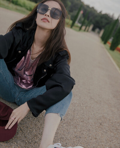 Gucci女孩倪妮 cr微博：大陈没有猫