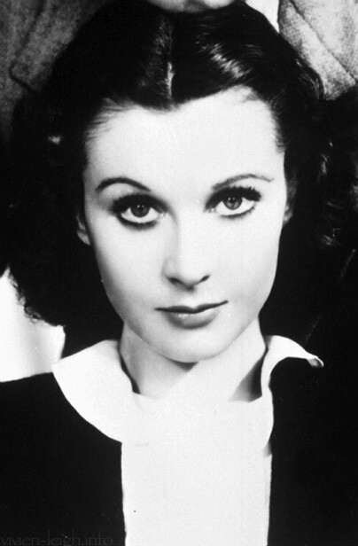 1937/1940 - 21 DAYS TOGETHER
A drama based on John Galsworthy's play about two lovers who spend three glorious weeks together before the man goes on trial for murder.
Vivien Leigh plays Wanda.