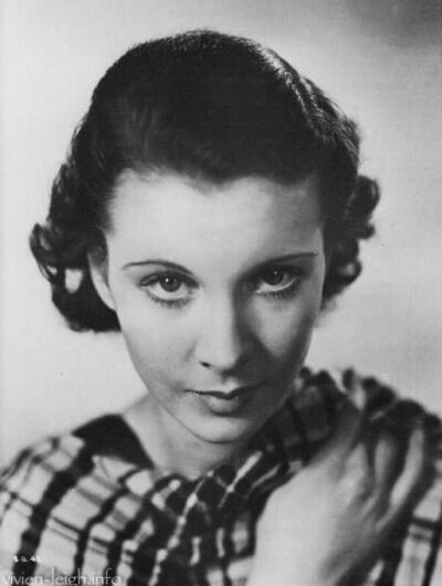 
1935 GENTLEMAN'S AGREEMENT
Vivien Leigh as Phil Stanley