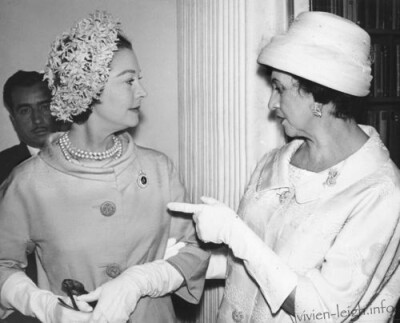 1962, Eva Samano de Lopez
VIVIEN LEIGH with the wife on then Mexican President EVA SAMANO DE LOPEZ MATEO at a reception in Mexico City.