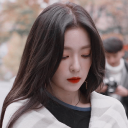 >裴珠泫<♡>Irene<女爱豆头像.拿图点赞喜欢收藏