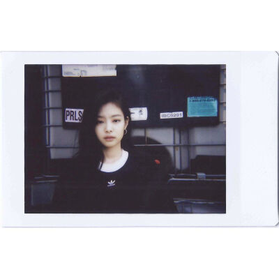 JENNIE