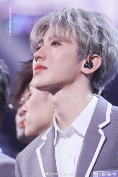 今天也要爱坤坤♥