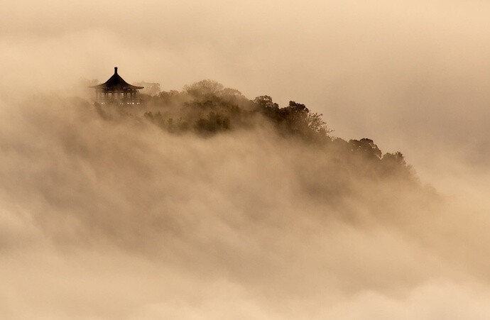 江南烟雨却痴缠