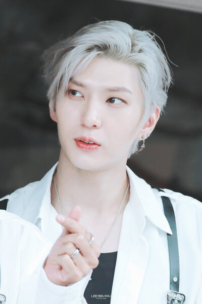 vixx leo 郑泽运