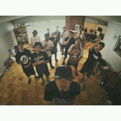 JAWN HA何展成 KINJAZ