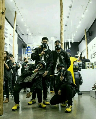 JAWN HA何展成 KINJAZ