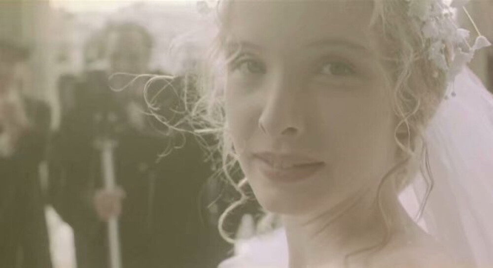 Julie Delpy, 1994,《Trois couleurs: Blanc》
朱莉德尔佩，1994，《蓝白红三部曲之白》
真仙女惹