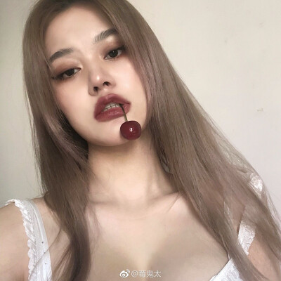 微博：莓鬼太