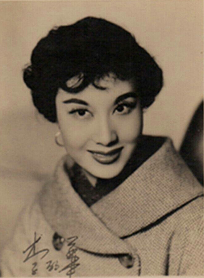 李丽华
