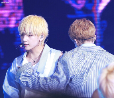 vmin
cr taetae_shining