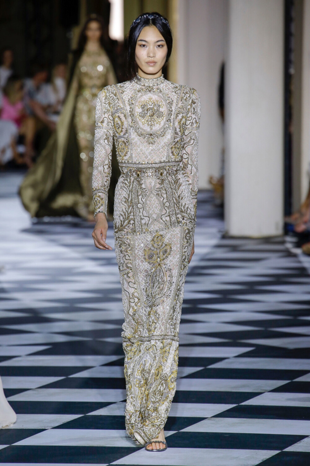 Zuhair Murad（祖?！つ嚼┯诎屠韪叨ㄊ弊爸芊⒉?018秋冬高级定制系列