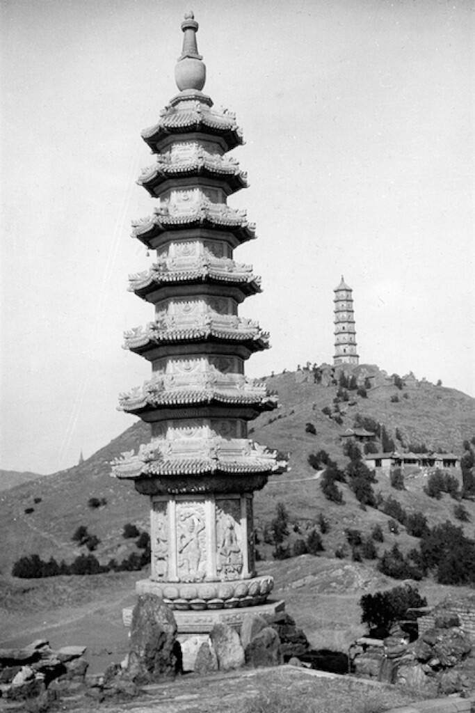 华藏海禅寺石塔 阿诺德海姆 1929