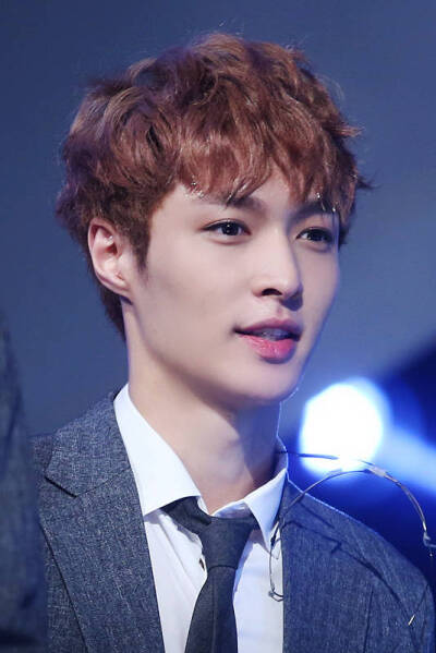 张艺兴 lay