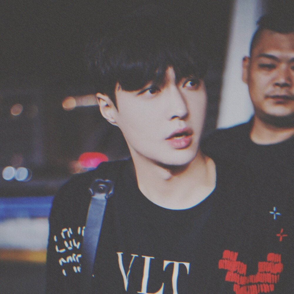 张艺兴 lay