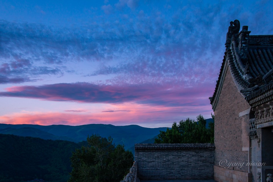 背景 来源微博