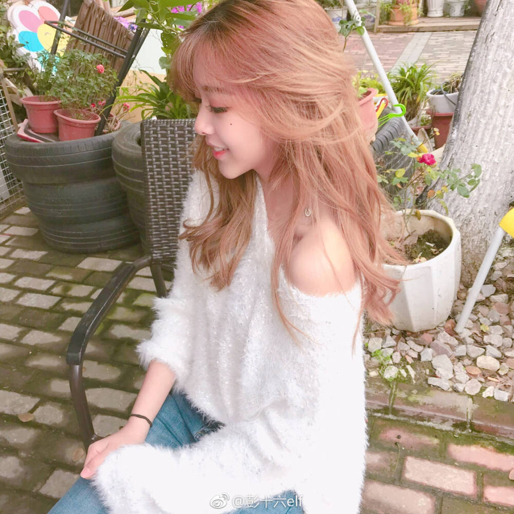 彭十六小姐姐抖音