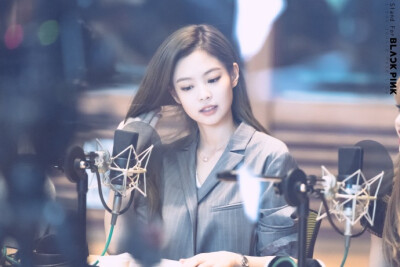 180619 池石镇的两点约会 高清9P
Cr.StandforBP_0808 ​​​​
JENNIE 金智妮