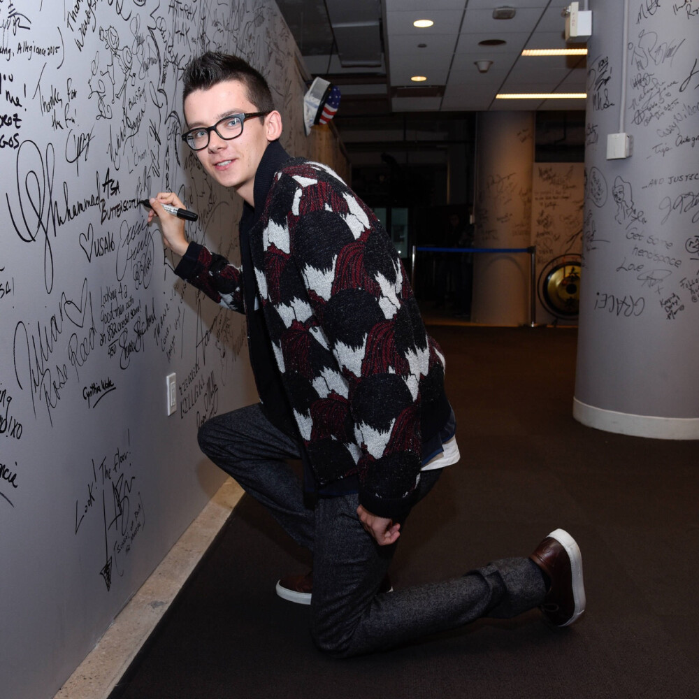 Asa·Butterfield 