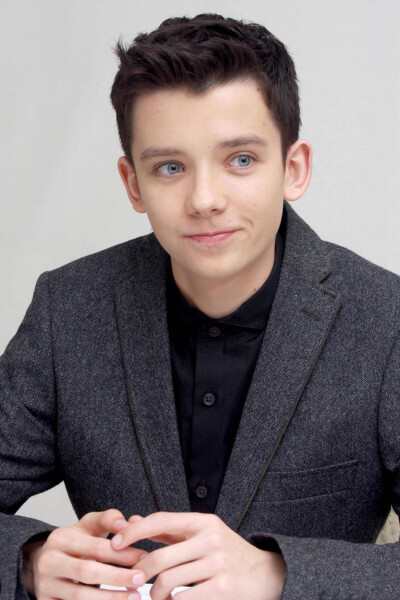 Asa·Butterfield 