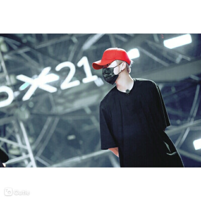 鹿晗/鹿晗白边/鹿晗热血街舞团/鹿晗欧舒丹