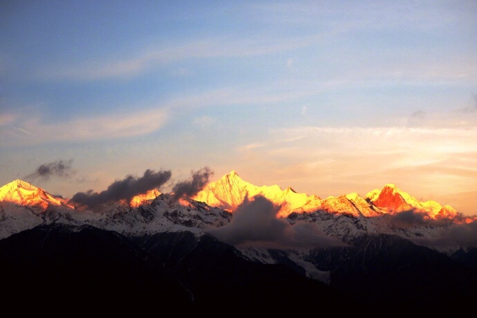 这里是......梅里雪山 via.七个七的七个旅行 ​​​​