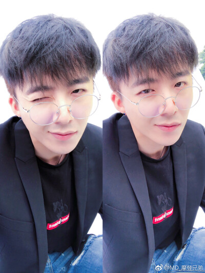 抖音最火男神摩登兄弟主唱刘宇宁