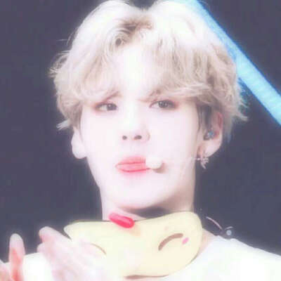 毕雯珺/by：腾讯2916424160