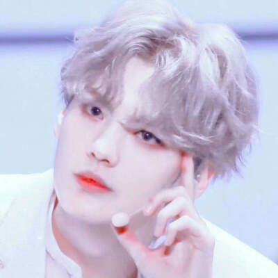 毕雯珺/by：腾讯2916424160