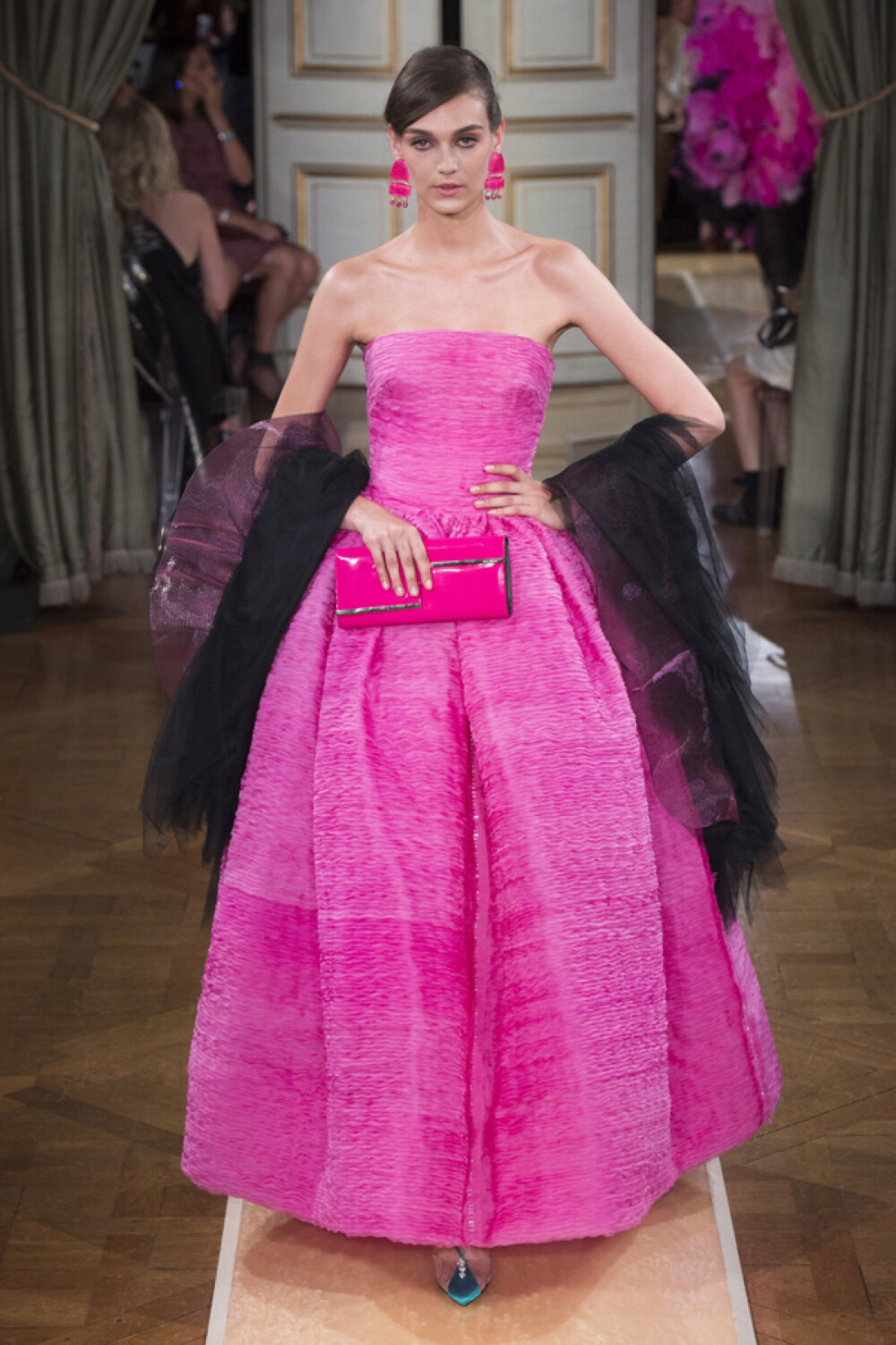 意大利奢侈品牌阿玛尼于巴黎高定时装周发布 Armani Privé 2018秋冬高级定制系列