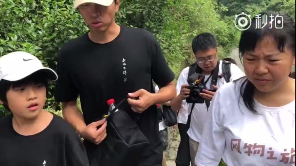 自然风物
『王昱珩女儿王一雯』