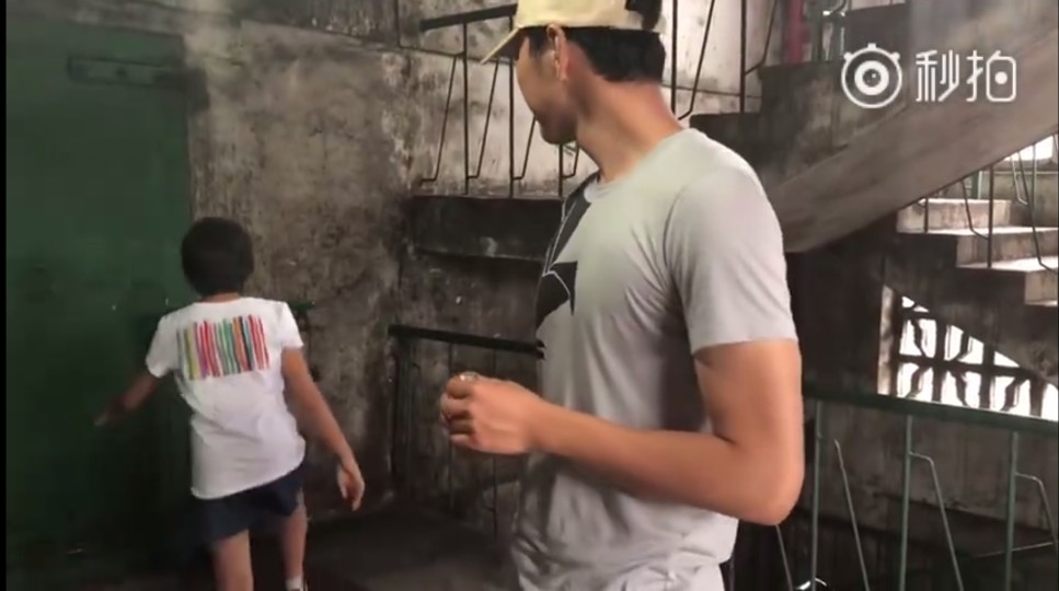 水哥与雯雯
『王昱珩女儿王一雯』