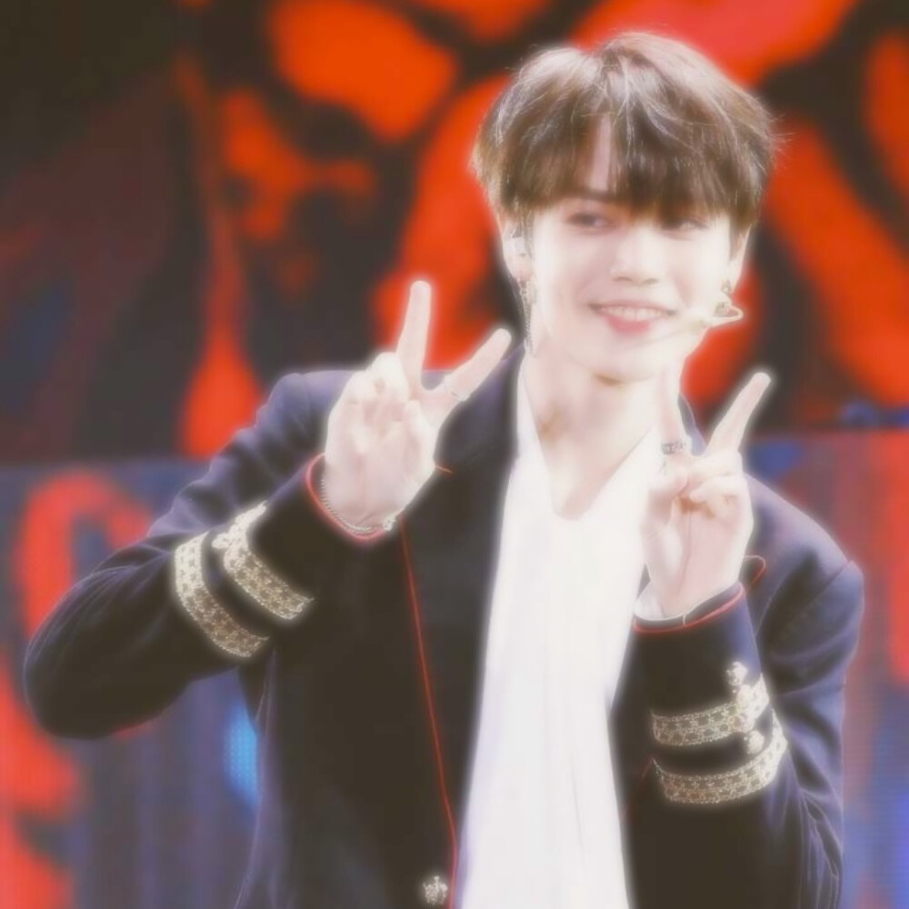 林彦俊头像 拿图点赞