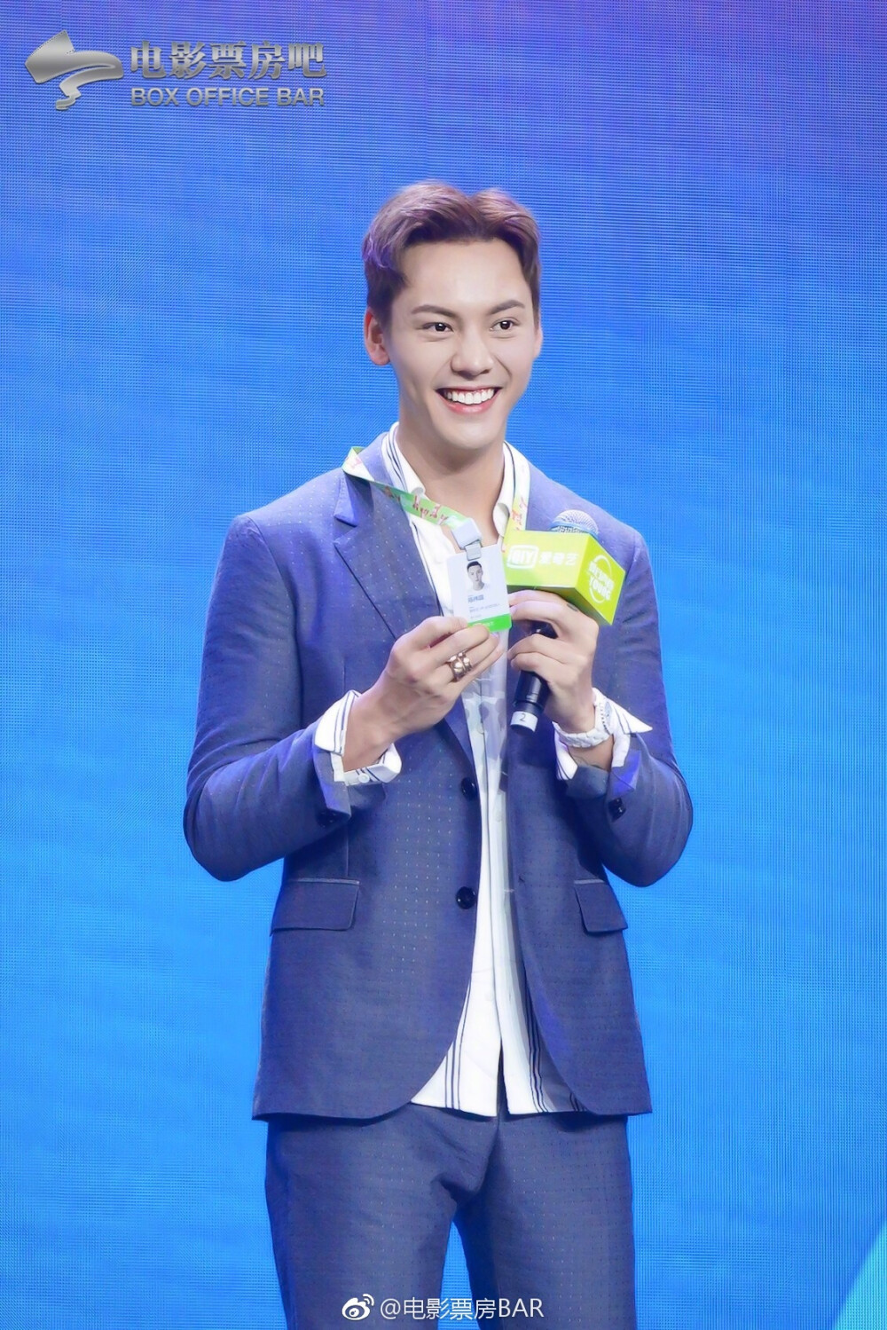 【陈伟霆 William Chan 爱奇艺VIP会员代言人】180713 爱奇艺VIP会员专属见面会 1130 x 1694 px (图源: 微博@电影票房BAR weibo.com/3348078992/GpLGU7WBJ) 