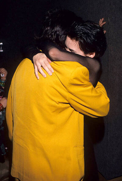 Johnny Depp and Winona Ryder, 1990 ​​​转自weibo@逆翾