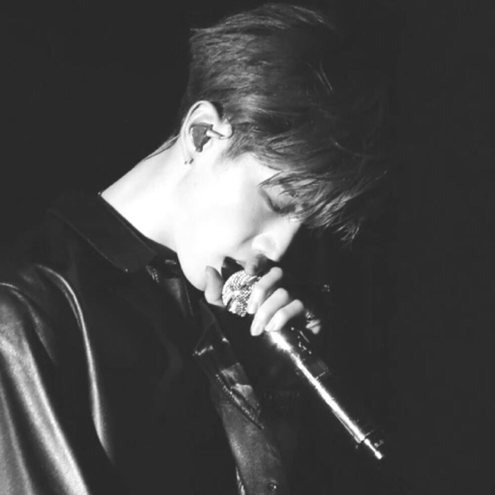 黑白韩星头by哭