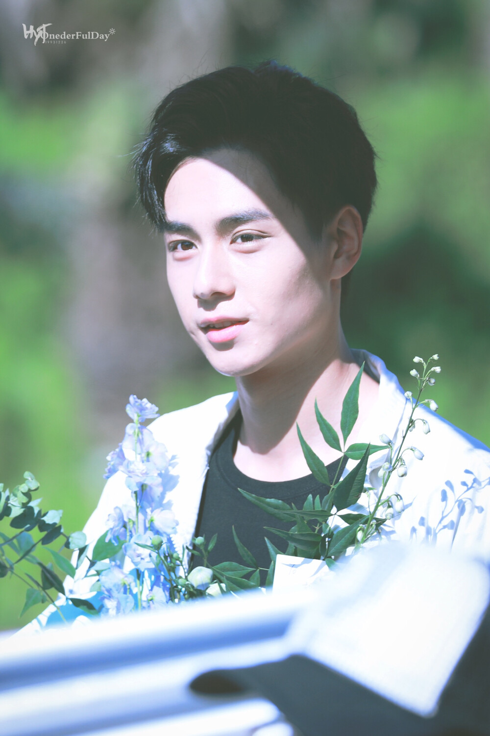 7.15日胡一天新剧《青春须早为》上海开机