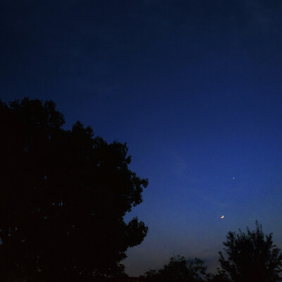 night
and
moon