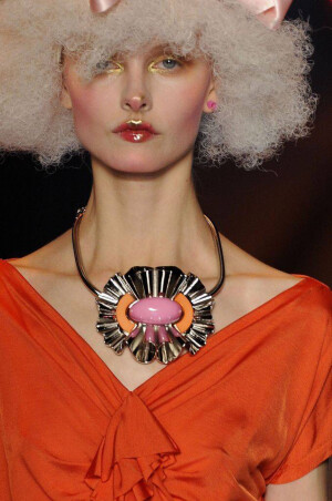 John Galliano S/S 2009 ​经典妆容