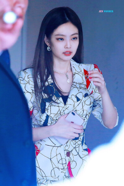 180615 BLACKPINK回归记者见面会饭拍 jennie