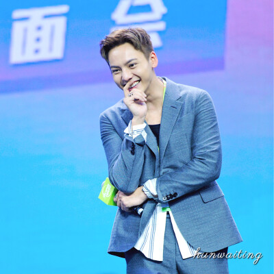 【陈伟霆 William Chan 爱奇艺VIP会员代言人】180713 爱奇艺VIP会员专属见面会 2195 x 2195 px (图源: 微博@魂等等_ weibo.com/5889052921/GpMVjpx3J) 